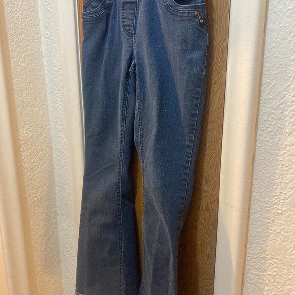 Contrast | PETITE Jeans Comfort Fit with Pocket Designs size 2P - Picture 2 of 9